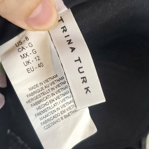 *Set* Trina Turk Seychelles Floral Bandeau Top High-Waisted Bottom Bikini Set - Picture 11 of 14